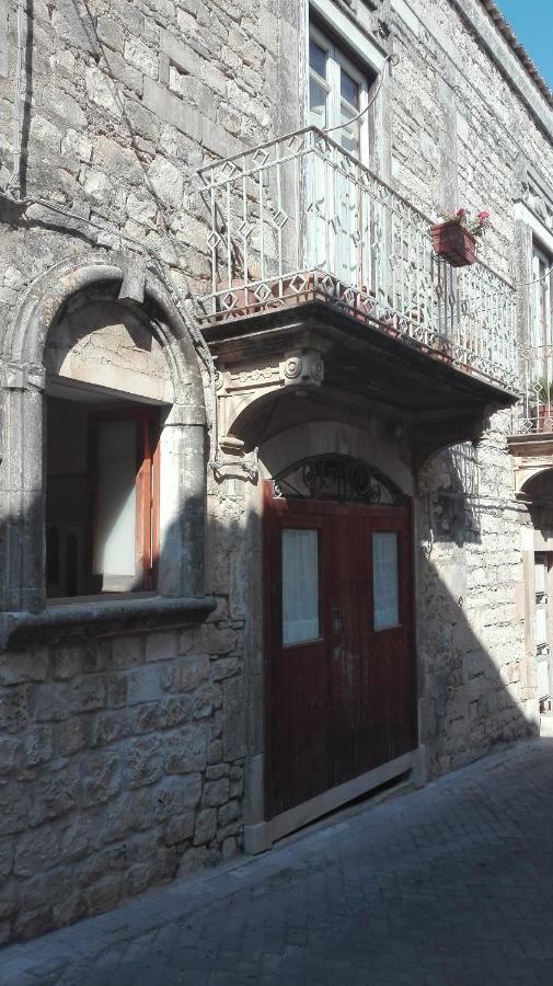 B&B Candido Vacanze Modica Exteriör bild